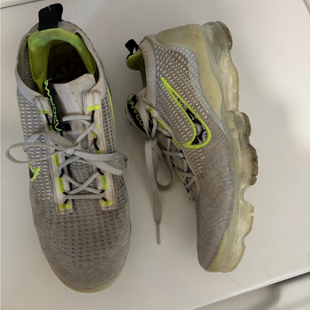 Nike Air VaporMax 2021 Flyknit Grey Volt DB1550 005 Size M 7 L 8 UK 6